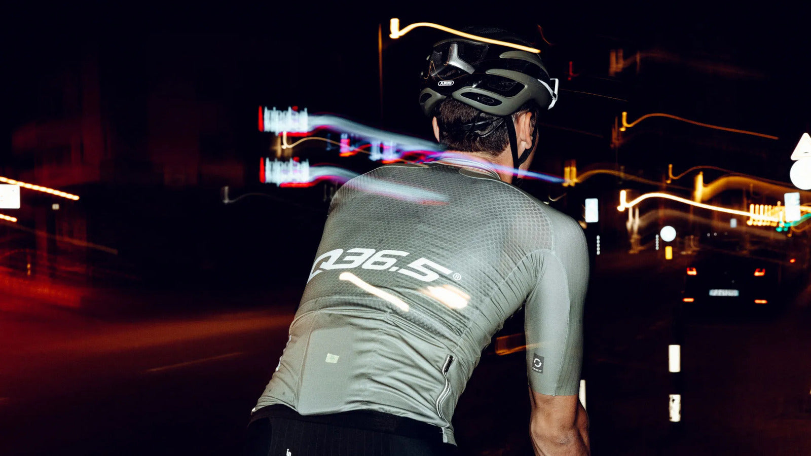 detail_2_image_jersey_q36.5_signature_olive_green_r2[1]