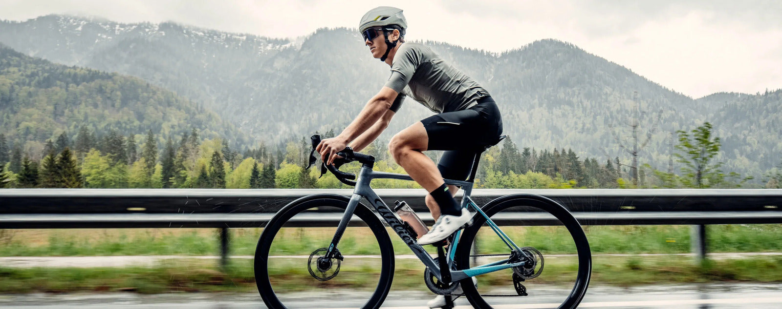 footer_image_mens_bib_shorts_gregarius_ultra_long_black_004ULONG.2[1]