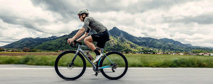 header_image_mens_bib_shorts_gregarius_ultra_long_black_004ULONG.2[1]