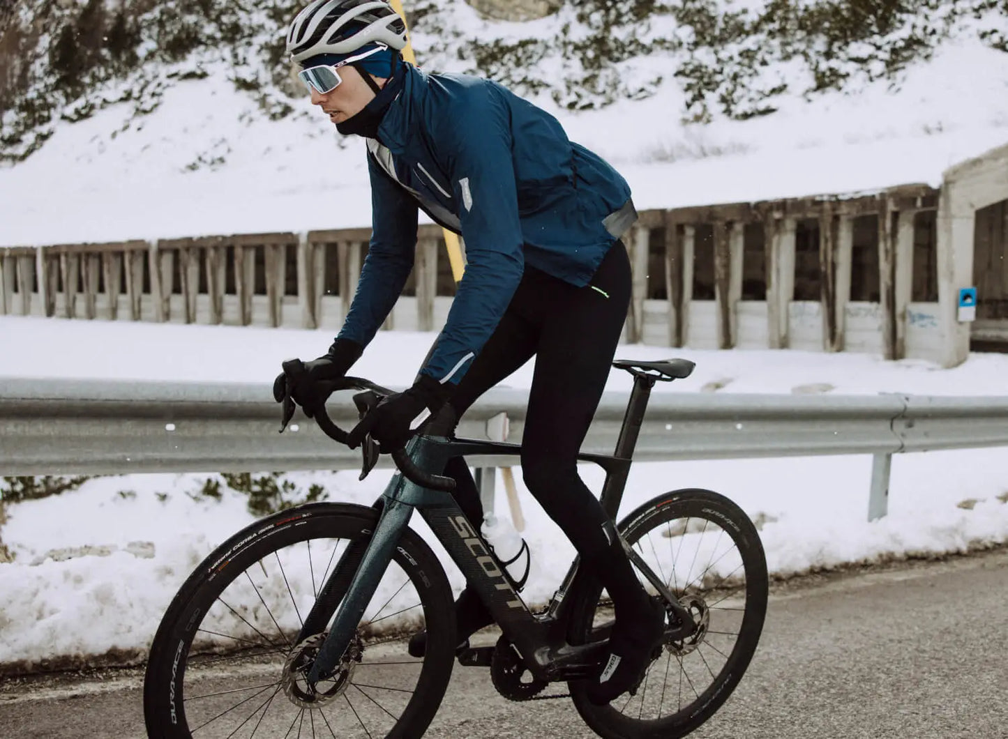 q36.5-men-winter-bib-tights-black-bike[1]